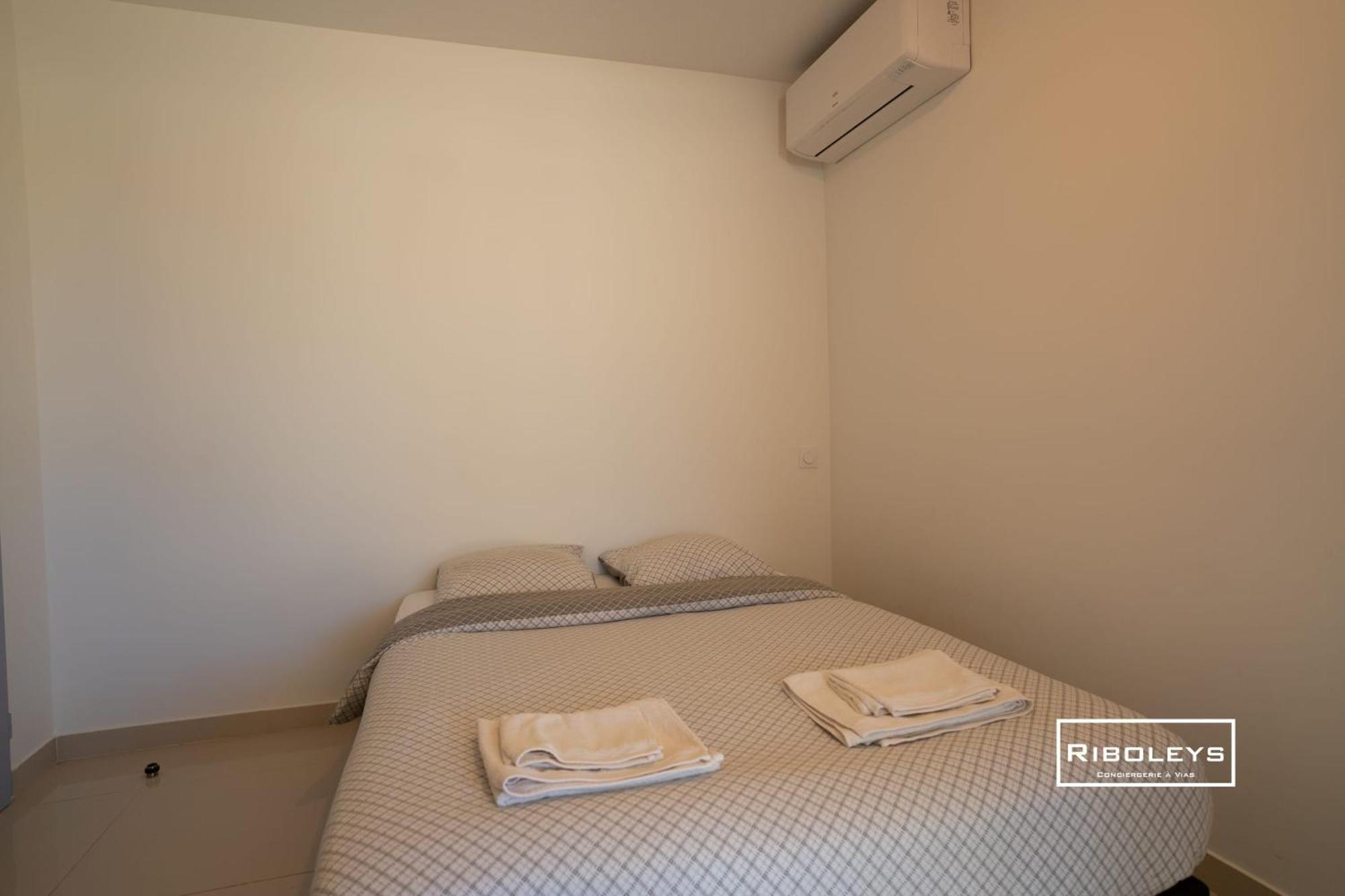 Grand T3 Neuf Climatise Avec Wifi A 100M De La Plage Vias Εξωτερικό φωτογραφία